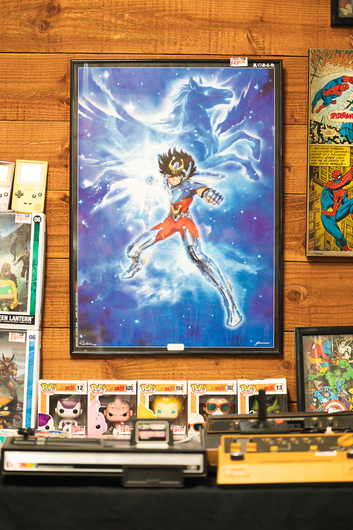 Affiche Saint Seiya, Funko Pop et Game Boy vintage